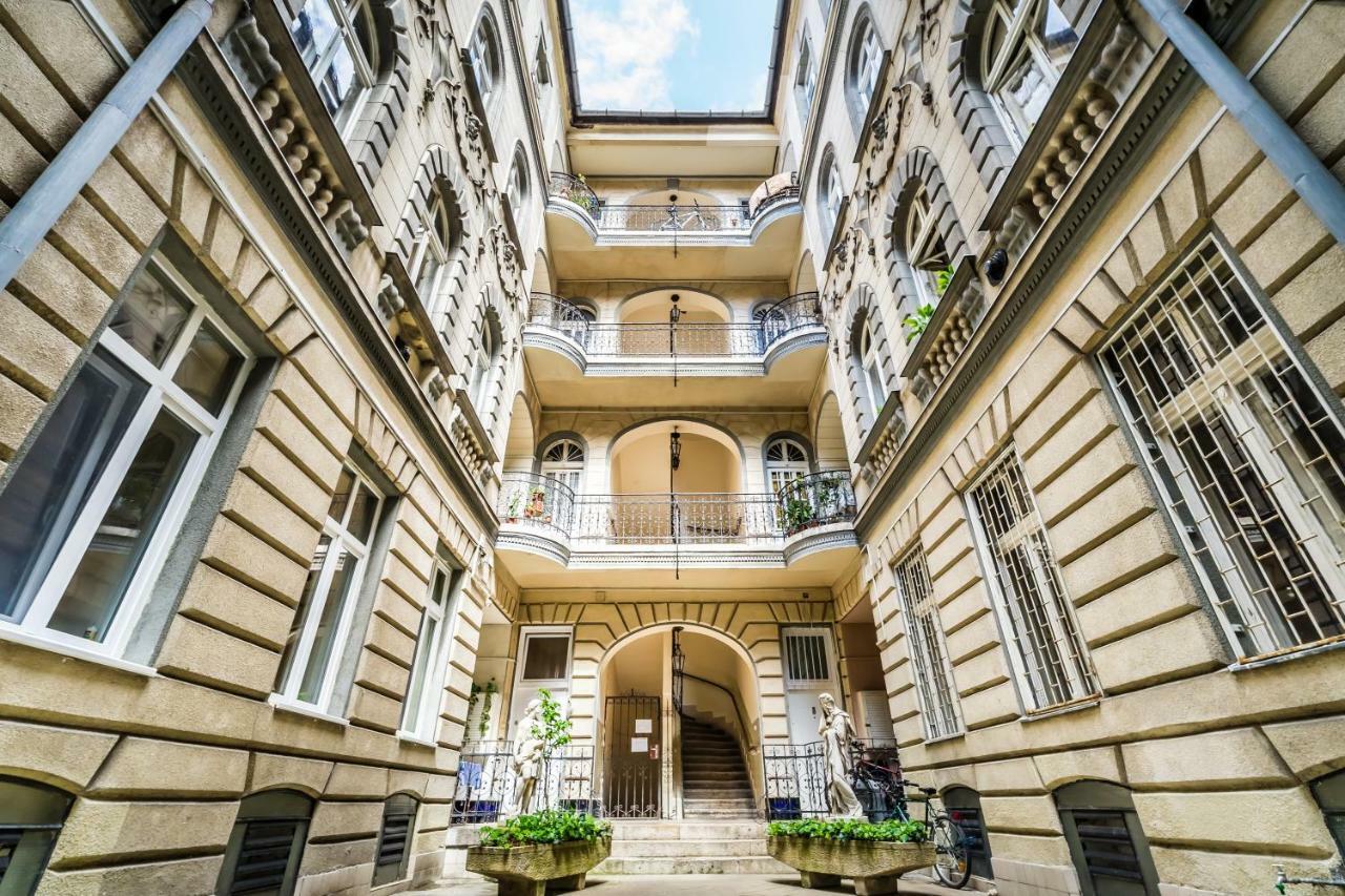 Bpr Azure Desire Studio Budapeşte Dış mekan fotoğraf